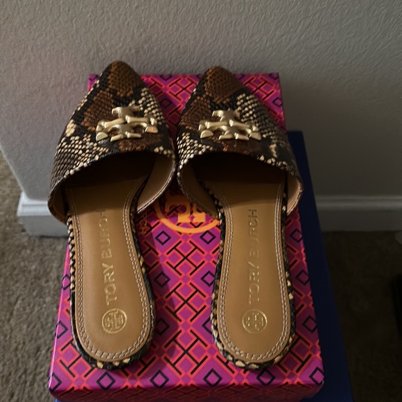 Snakeskin Tory Burch Eleanor Flat! - Picture 3 of 5